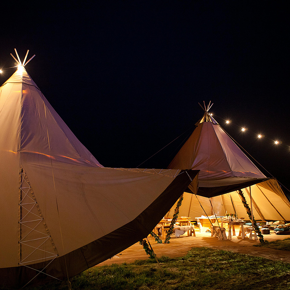 home-baustein-skandinavische-eventtipis